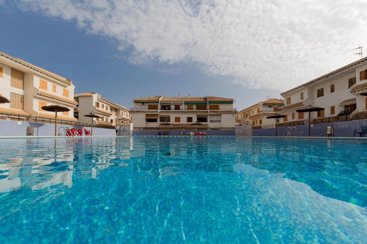 Apartamento Paraiso En ซานตาโปลา ภายนอก รูปภาพ
